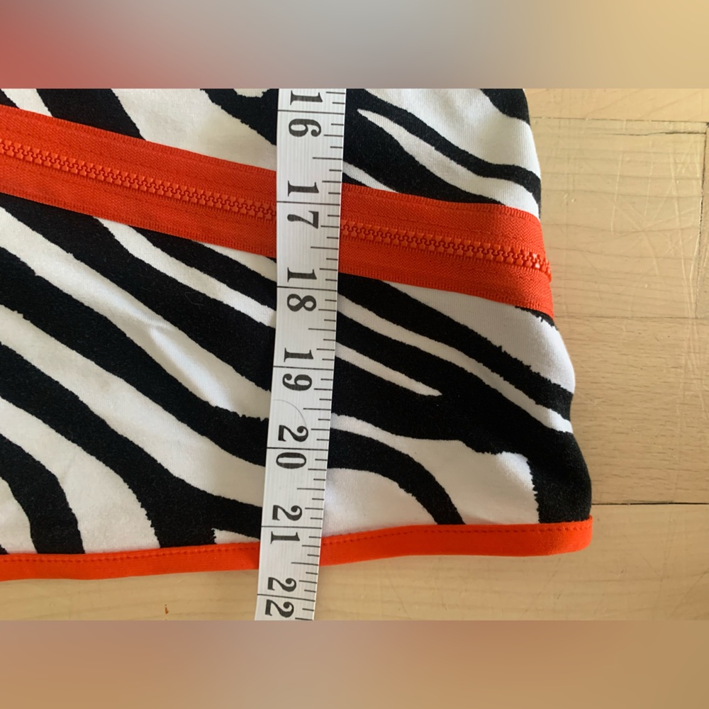 🆕 JOSEPH RIBKOFF - Black & White Zebra Tank with Bright Orange Trim - Picture 7 of 9